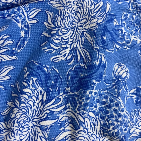 Lilly Pulitzer Blue Floral Shorts - Picture 3 of 3